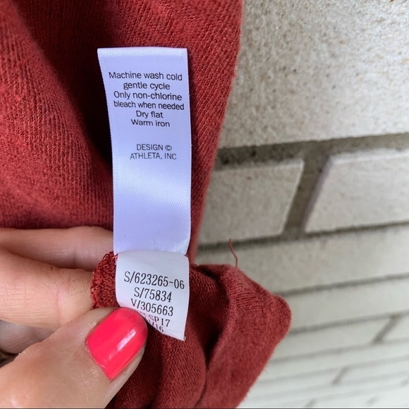 Athleta Rust Red Zephyr Asymmetrical Linen Knot Twist T-Shirt - Picture 10 of 10